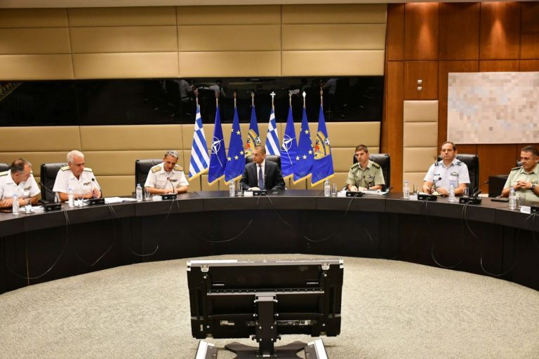 Σύσκεψη ΥΦΕΘΑ Αλκιβιάδη Στεφανή με τους Διοικητές και Διευθυντές Κέντρων Προσομοίωσης και Εξομοίωσης των Ενόπλων Δυνάμεων