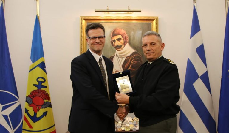 Συνάντηση Αρχηγού ΓΕΕΘΑ με τον Πρέσβη του Καναδά