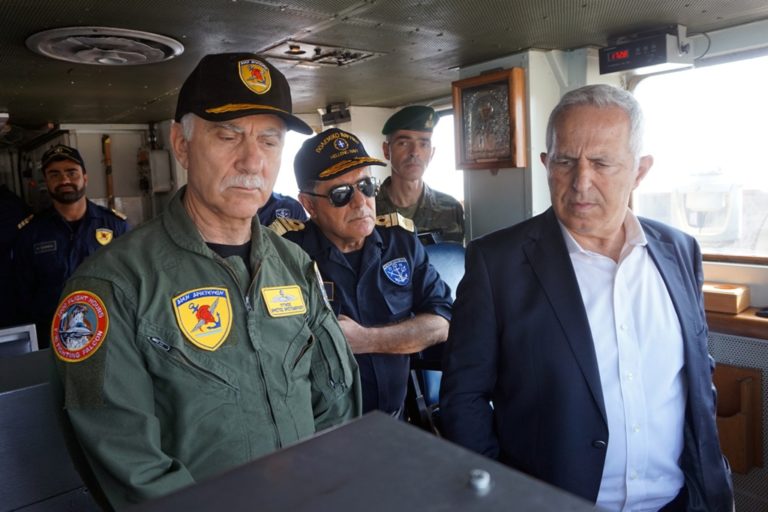 Ε. Αποστολάκης: «Άλλη μια φορά, οι Ένοπλες Δυνάμεις αποδεικνύουν ότι είναι ικανές, παρούσες και εγγυώνται την ασφάλεια της Ελλάδας»
