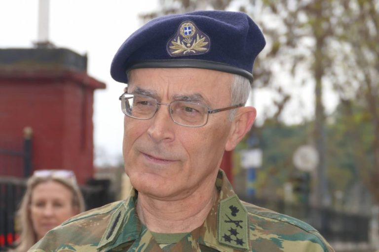 Α/ΓΕΣ Γ. Καμπάς: ”Δέκα ημέρες άδεια επαναπατρισμού σε όσους υπηρετούν στο Κόσοβο”