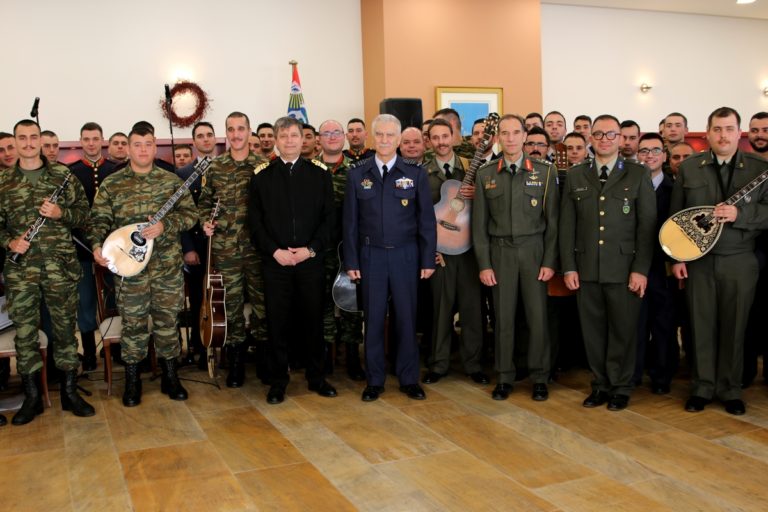 Εθιμοτυπικές Εκδηλώσεις Εορτής Χριστουγέννων στο ΓΕΕΘΑ