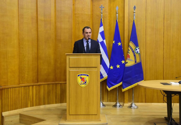 Παρουσία ΥΕΘΑ κ. Νικολάου Παναγιωτόπουλου στον καθιερωμένο Αγιασμό στο ΥΠΕΘΑ ενόψει του Νέου Έτους