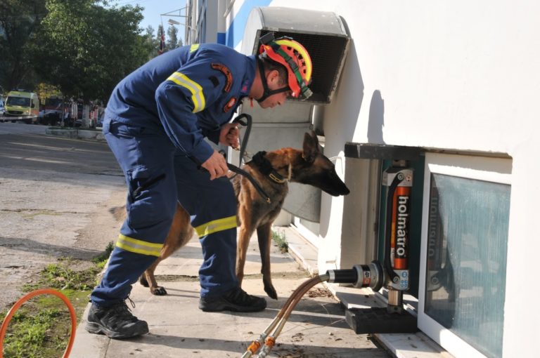 Άσκηση Μείζονος Ατυχήματος στο Ναυτικό Οχυρό Σκαραμαγκά