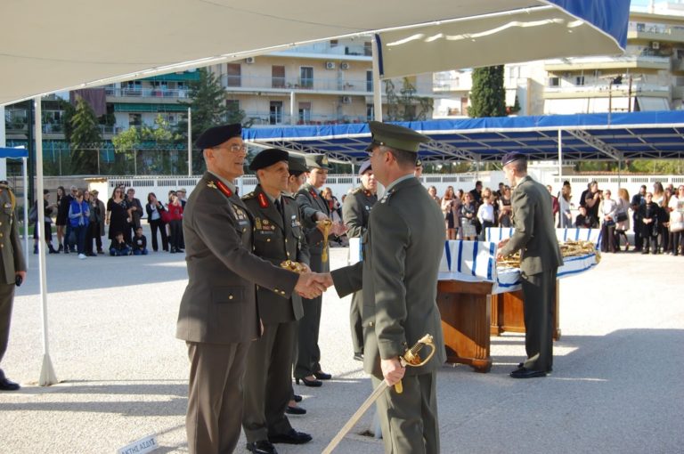Απονομή Ξιφών από τον Αρχηγό ΓΕΣ σε Αξιωματικούς του Στρατού Ξηράς