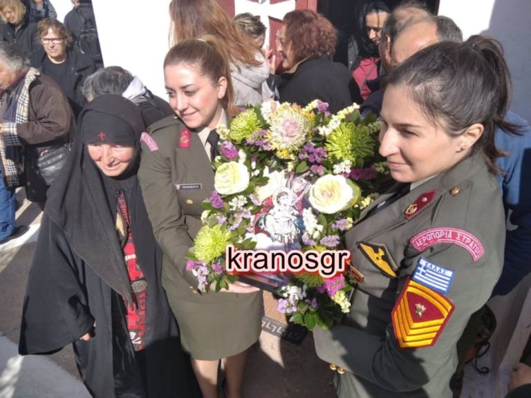 Συγκίνηση! Η διασωθείσα του Ελικοπτέρου Χιούι Αρχιλοχίας Βασιλική Πλεξίδα τιμά την προστάτιδά της Παναγία Ακρωτηριανή Σερίφου