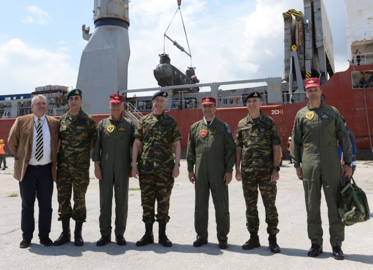 ΓΕΣ: Παραλαβή Ελικοπτέρων OH-58D Kiowa Warrior και CH – 47 Chinook