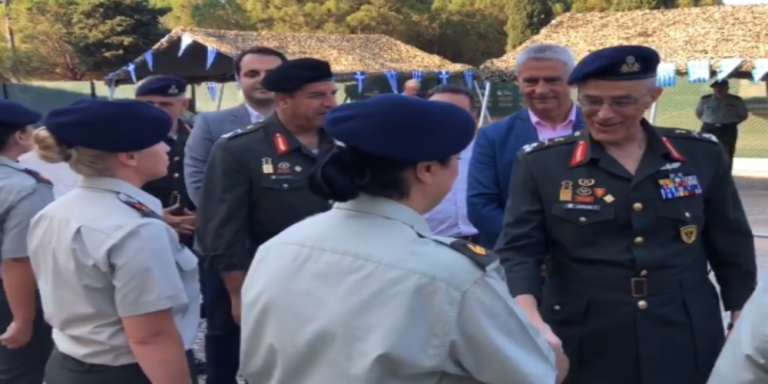 Αλεξανδρούπολη: Παραδόθηκαν από τον Αρχηγό ΓΕΣ Αντιστράτηγο Καμπά, 10 στρατιωτικές κατοικίες σε ΕΠΟΠ