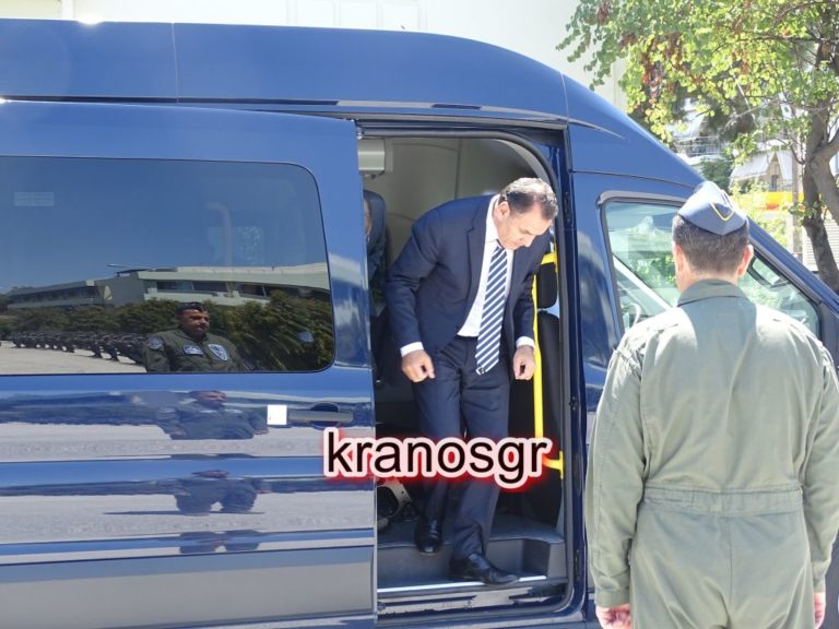 Μπράβο τους! Κομμένες από τις περιοδείες της πολιτικής ηγεσίας του ΥΕΘΑ οι Υπουργικές Μερσεντές και τα ακριβά τζιπ