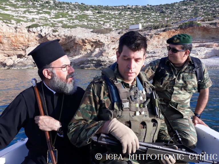 Ο ΜΗΤΡΟΠΟΛΙΤΗΣ ΣΥΜΗΣ ΛΕΙΤΟΥΡΓΟΣ ΣΤΗΝ ΣΤΡΟΓΓΥΛΗ