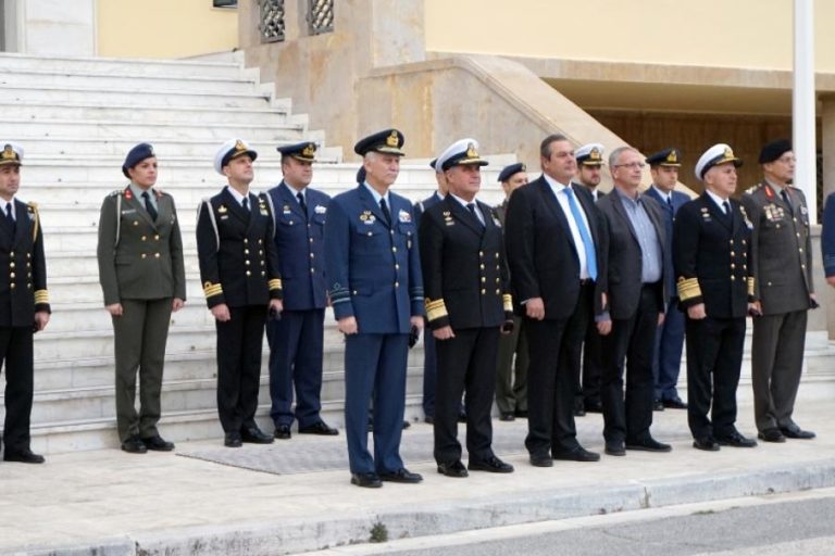 Ραγδαίες εξελίξεις: Ακυρώσεις επισκέψεων Αρχηγών Γ.Ε και σύγκληση Συμβουλίου Άμυνας από τον Πάνο Καμμένο