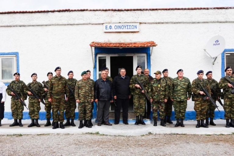 Επίσκεψη ΥΕΘΑ Πάνου Καμμένου σε φυλάκια στη Χίο, στις Οινούσσες και στη νήσο Παναγιά