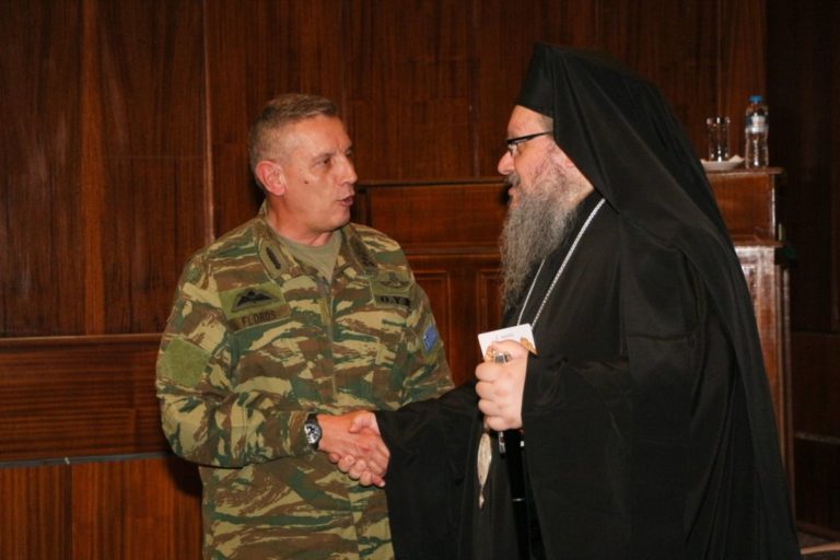 Επίσκεψη Ιερώνυμου στην 1η Στρατιά