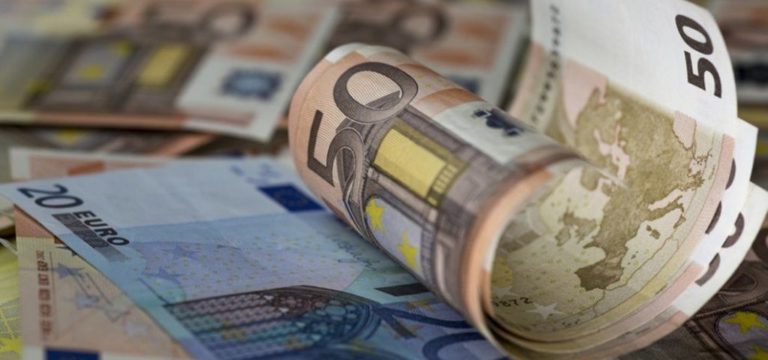 Αναδρομικά Ειδικών Μισθολογίων: Τι απάντησε ο υφυπουργός Εργασίας για τα λάθη