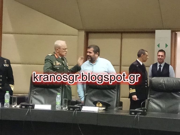 Το τετ- α-τετ του Αρχηγού ΓΕΣ Αντγου Γ. Καμπά  με τον ”χακί” Δημοσιογράφο – Διευθυντή Κυριάκο Ζηλάκο