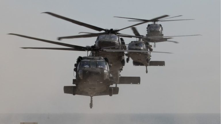 Προσγειώθηκαν Αμερικανικά ελικόπτερα στον Βόλο για άσκηση: Ήρθαν για να μείνουν;