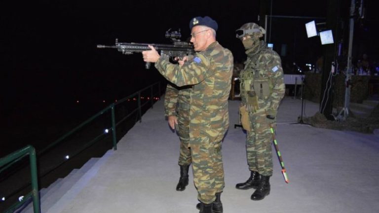 Στα Ελληνοαλβανικά σύνορα ο Αρχηγός ΓΕΣ