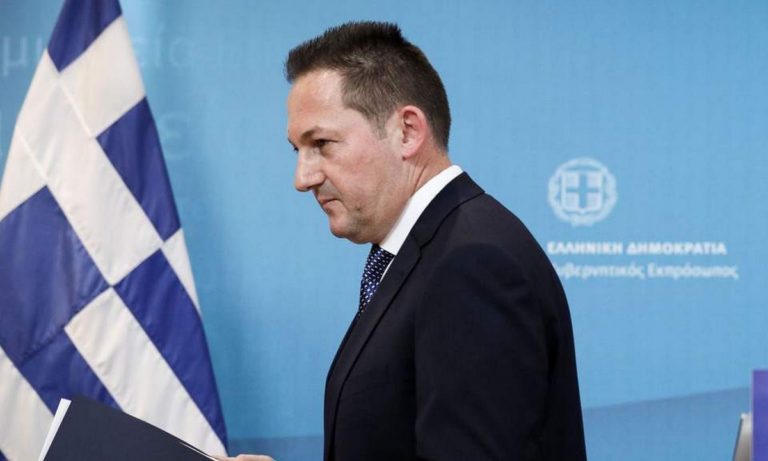 Πέτσας: Αναμένεται ανακοίνωση απαγόρευσης συναθροίσεων