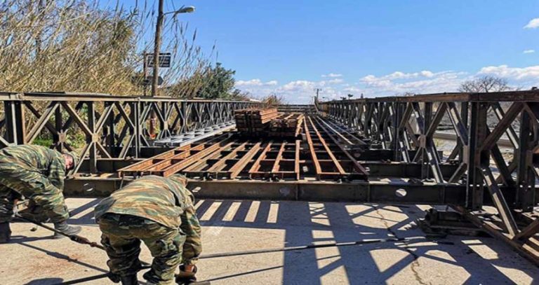 Καβάλα: Ζητάει τη βοήθεια του στρατού για την πεσμένη γέφυρα