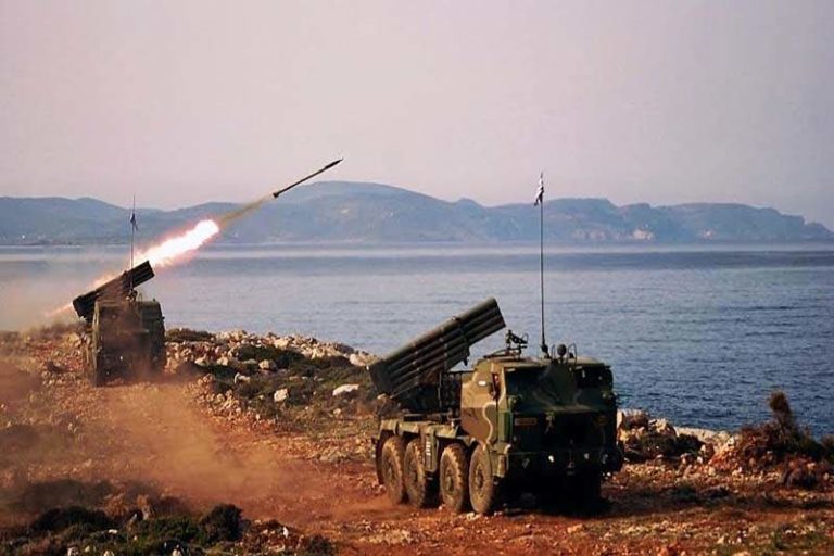 Βολές πυροβολικού κατά θαλασσίου στόχου στα Πετρωτά της Ροδόπης