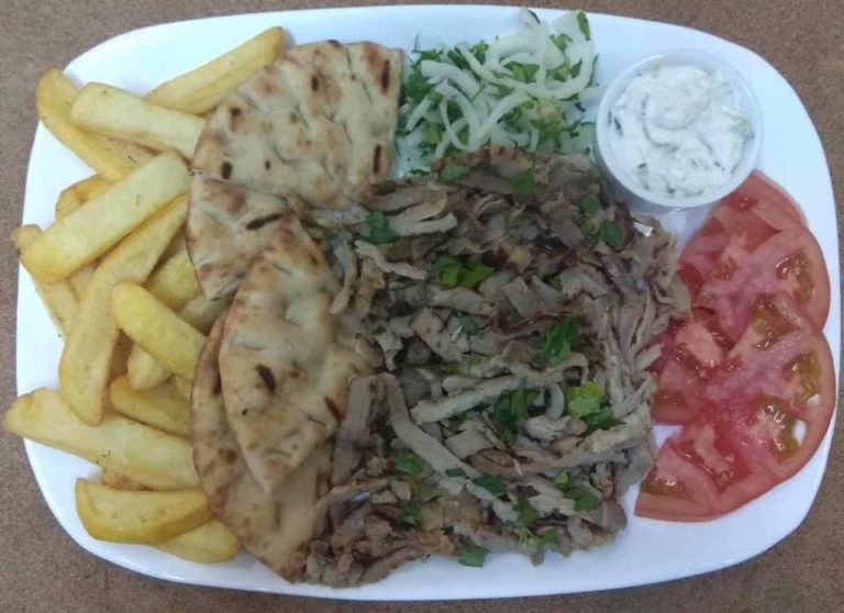 ΛΑΦ Ορεστιάδας: Με γύρο χοιρινό και κεμπάπ πολίτικο υποδέχονται την άρση της καραντίνας