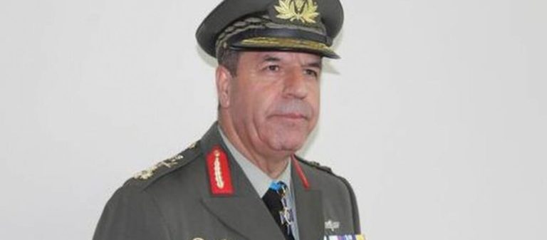 Μεταθέσεις Στρατού Ξηράς: ”Ασθμαίνοντας και αγκομαχώντας”