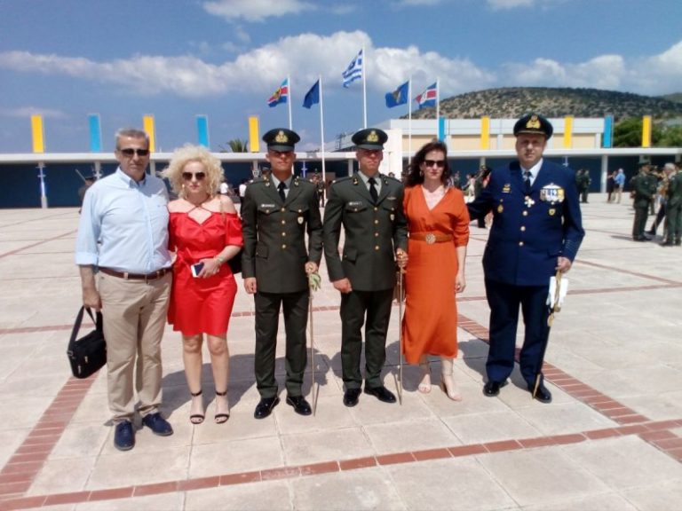 Στα χνάρια των γονιών τους: Δύο νέοι ανθυπολοχαγοί με… ιστορία!