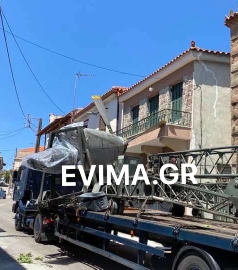 “Με τα φώτα νυσταγμένα και βαριά τριγυρνάνε οι νταλίκες” της ΠΑ με κινητήρες αεροσκαφών να “βρίσκουν” σε μπαλκόνια