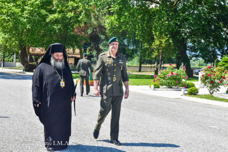 Στην 1η Ταξιαρχία Καταδρομών Αλεξιπτωτιστών ο Μητροπολίτης Λαγκαδά