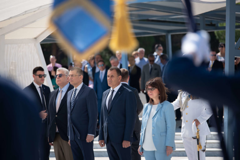 Παρουσία ΥΕΘΑ Νικόλαου Παναγιωτόπουλου στην τελετή ορκωμοσίας των νέων Ανθυποσμηναγών της Σχολής Ικάρων