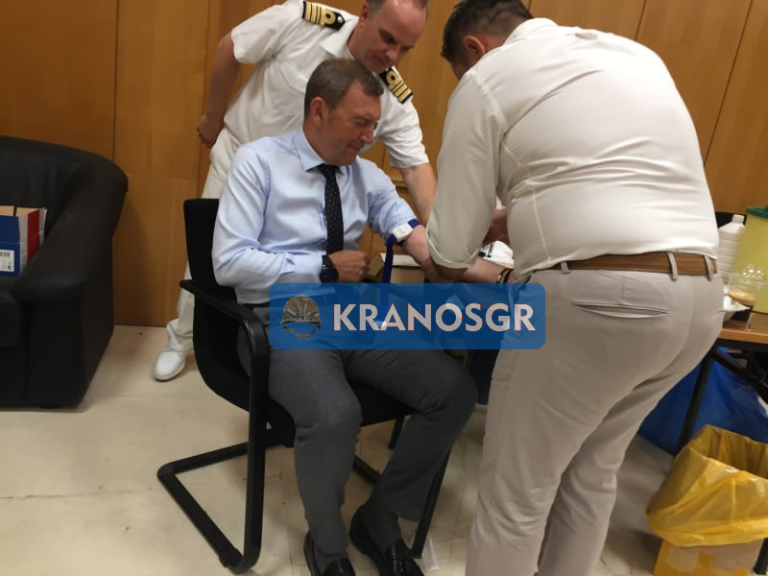 Κομάντο ο Βάλαρης δίνει το παράδειγμα στο ΥΠΕΘΑ!