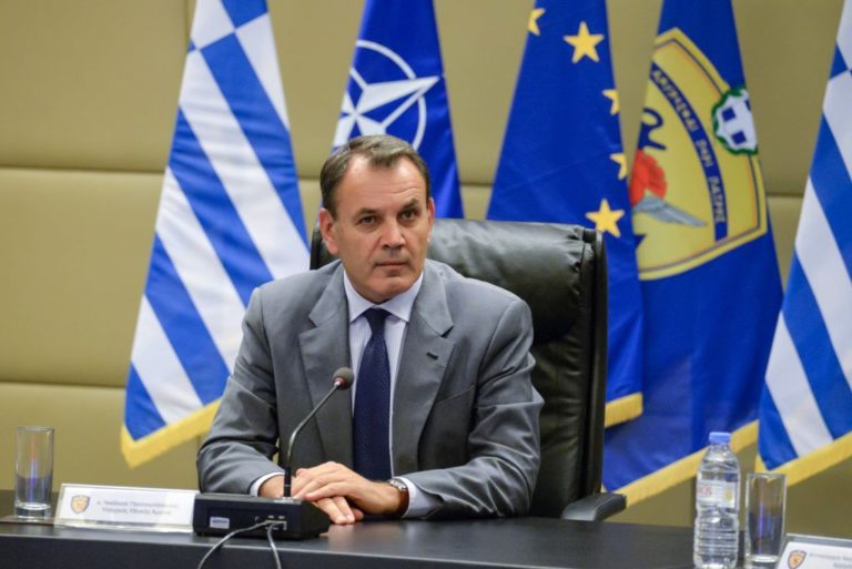Στο Εθνικό Κέντρο Επιχειρήσεων ο ΥΕΘΑ Νίκος Παναγιωτόπουλος
