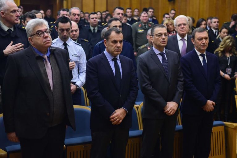 ΤΩΡΑ: Συμβούλιο Άμυνας σε εξέλιξη στο ΥΠΕΘΑ