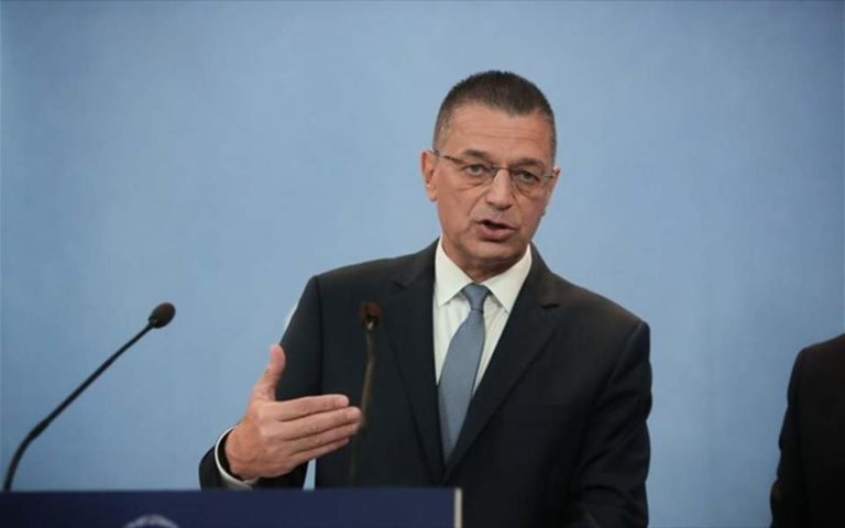 Δεν θα πάει στον Γράμμο ο Αλ. Στεφανής