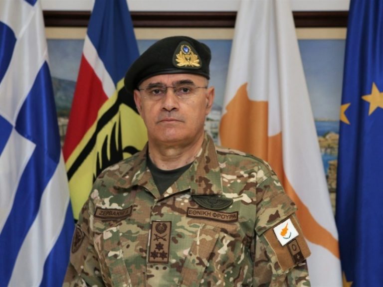 Η αδελφή του Αρχηγού παντρεύεται αλλά αυτός στις …επάλξεις