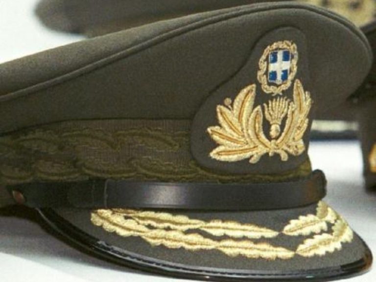 Η ”χακί” επιλογή του Μεγάρου Μαξίμου