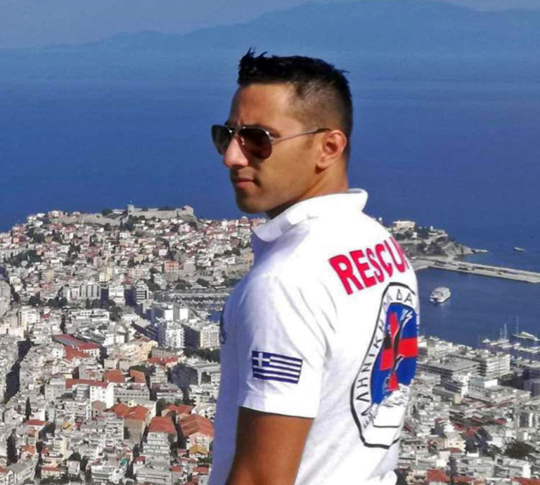 ΕΠΟΠ Λοχίας Θάνος Τζανίμης: Πώς έσωσε δύο ζωές με «σωσίβιο» τις γνώσεις διάσωσης και την ανθρωπιά