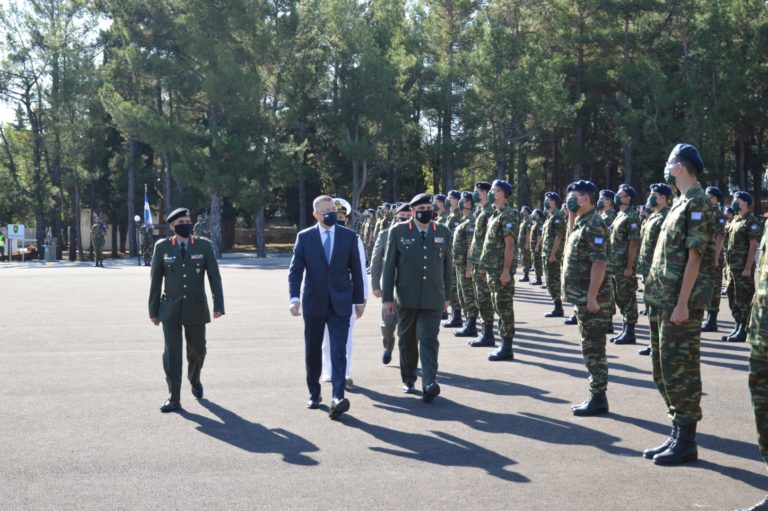Παρουσία ΥΦΕΘΑ Αλκιβιάδη Στεφανή σε ορκωμοσία νεοσυλλέκτων στην ΧΧΙV Τεθωρακισμένη Ταξιαρχία στο Λιτόχωρο