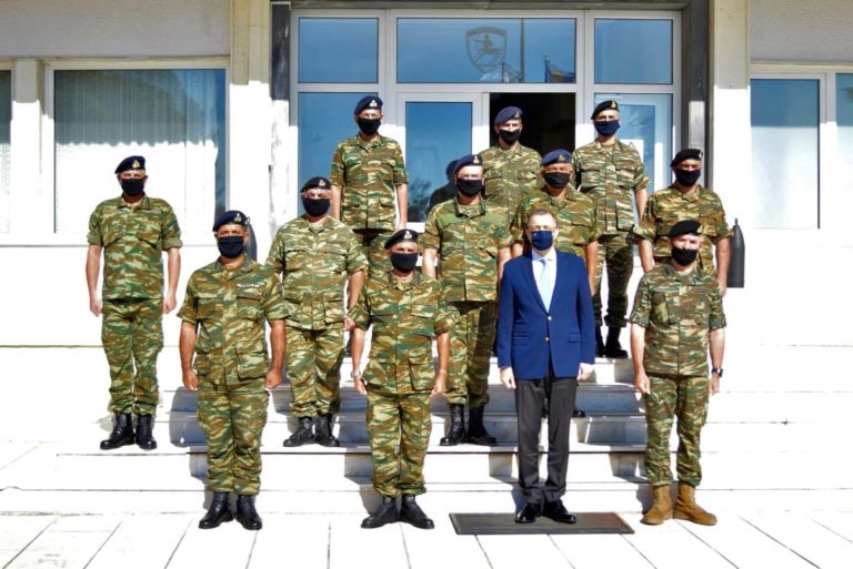 Επίσκεψη ΥΦΕΘΑ Αλκιβιάδη Στεφανή στην ΧΧ ΤΘΜ και στην XXV ΤΘΤ