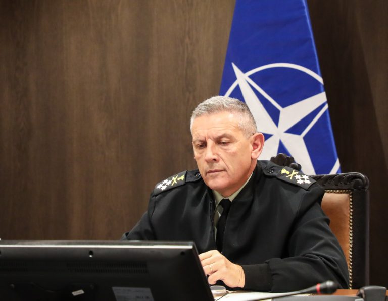 ΕΠΙΚΟΙΝΩΝΙΑ ΑΡΧΗΓΟΥ ΓΕΕΘΑ ΜΕ ΤΟΝ DSACEUR