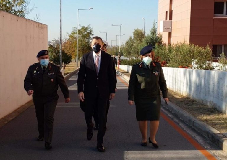 Εποικοδομητικές επισκέψεις Στεφανή σε ΝΝΑ και 401