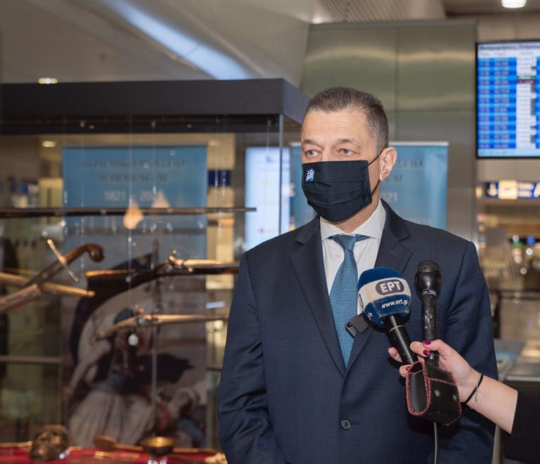 Εγκαίνια Έκθεσης του Πολεμικού Μουσείου από τον ΥΦΕΘΑ Αλκ. Στεφανή