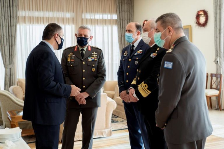 Ο χρησμός Παναγιωτόπουλου για τις κρίσεις: «καλά τα πήγαμε ως εδώ, μικροζημιές και μικροκέρδη συμψηφίζοντας, το θέμα είναι τώρα τι λες»