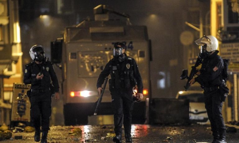 Τουρκία: “Αστικές αναταραχές” από 1,5 εκατ. απολυμένους του Ερντογάν