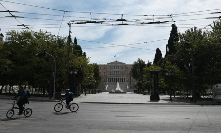 Συναγερμός στην Αθήνα για μεταλλαγμένο στέλεχος κορονοϊού