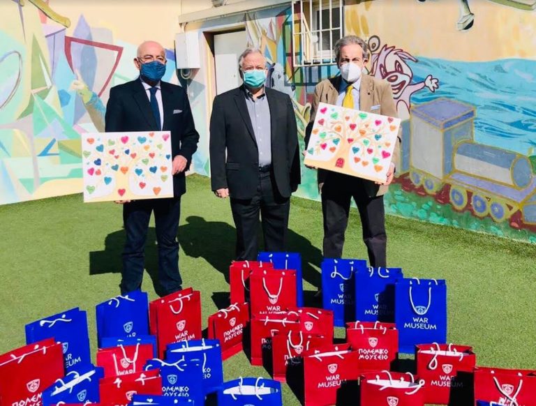 Το Πολεμικό Μουσείο στο …«Χαμόγελο του Παιδιού»