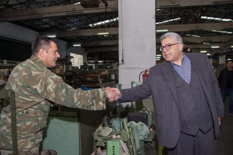 Νέες προσλήψεις στο Υπουργείο Άμυνας με υπογραφή Οικονόμου