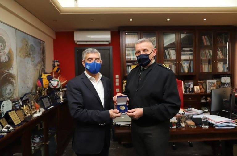 ΣΥΝΑΝΤΗΣΗ ΑΡΧΗΓΟΥ ΓΕΕΘΑ ΜΕ ΤΟΝ ΠΕΡΙΦΕΡΕΙΑΡΧΗ ΘΕΣΣΑΛΙΑΣ