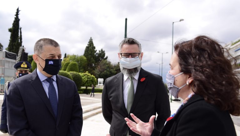 Ο ΥΦΕΘΑ Αλκιβιάδης Στεφανής τιμά την ημέρα των ANZAC