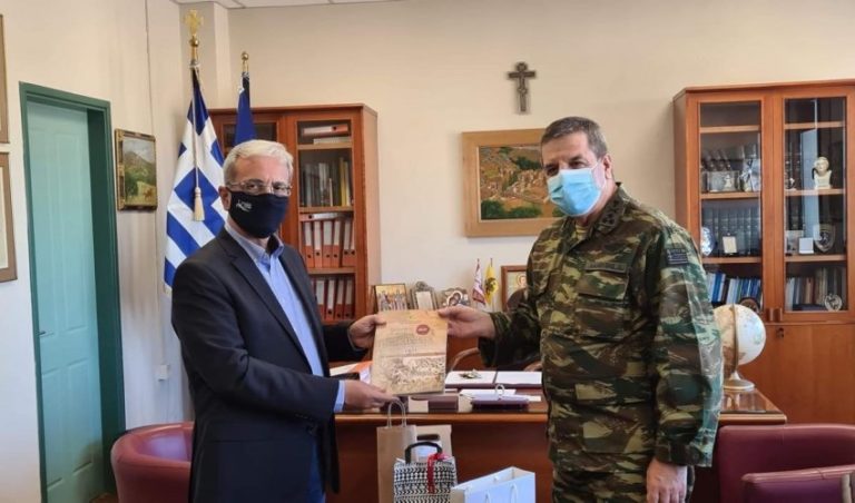 Συνάντηση του Αντιπεριφερειάρχη Χίου με τον Α/ΓΕΣ, Αντιστράτηγο Χαράλαμπο Λαλούση
