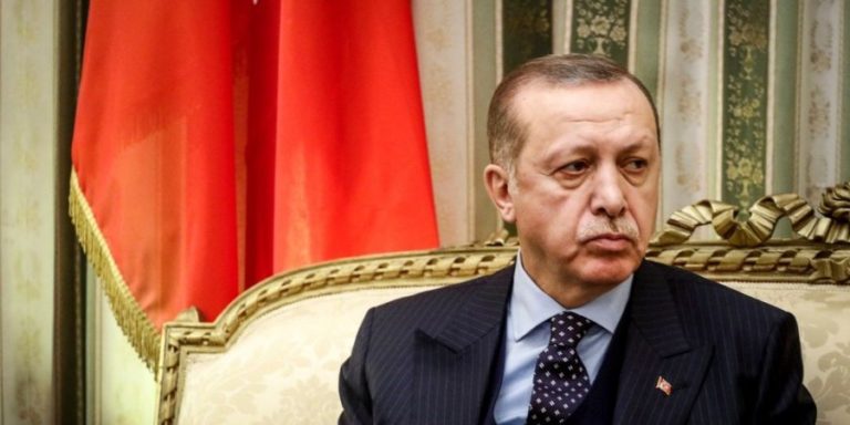Έκτακτη σύσκεψη στο προεδρικό κάλεσε ο Ερντογάν για τη δήλωση των ναυάρχων